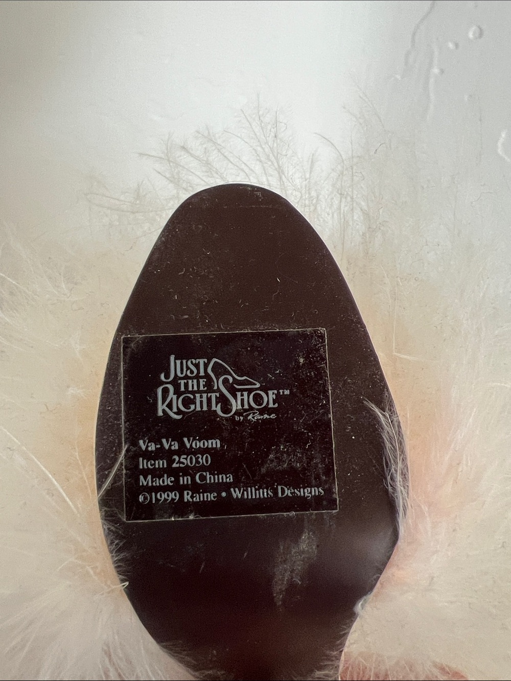 Just The Right Shoe Women's Plush Pink Slide Slipper- “Va Va Voom”